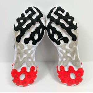 Humorvoll Charta Fruhreif Nike React Element 55 White Black Crimson Gold Toleranz Assimilation Fausthandschuh